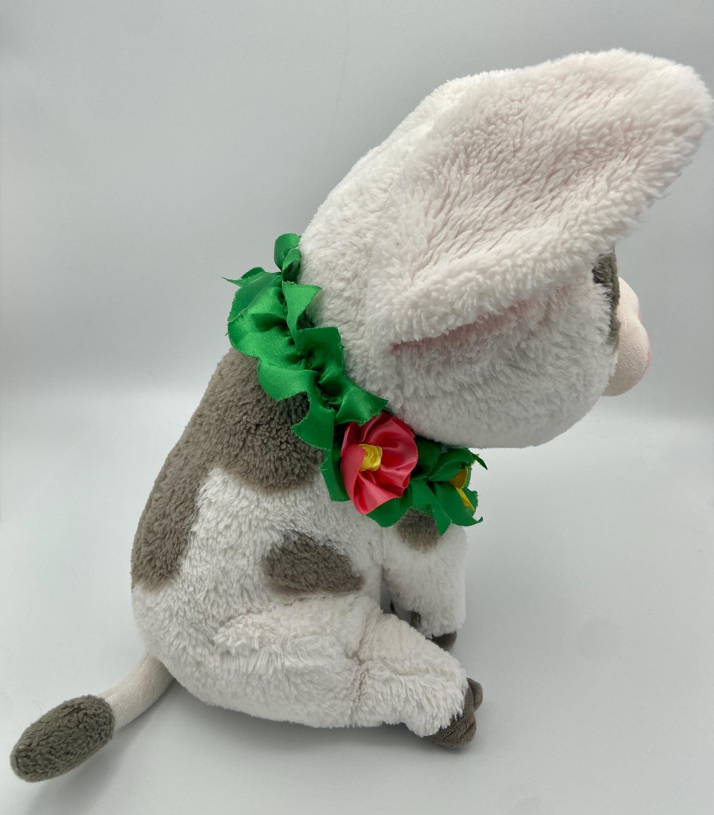 Disney Moana Pua Plush Pig with Lei 14 Inch Stuffed Animal Hand Picked